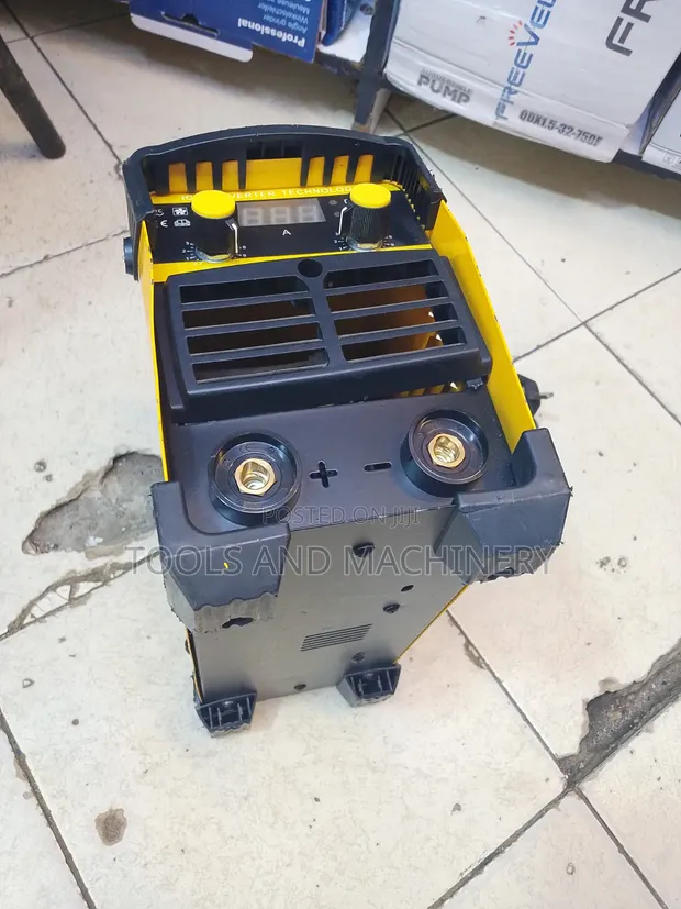Brand New DeWalt 500A Electric Welding Machine - 1