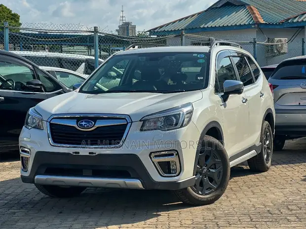 Subaru Forester 2019 Pearl - 1