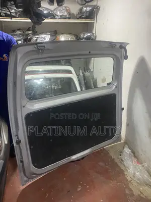 Nissan NV200 Boot