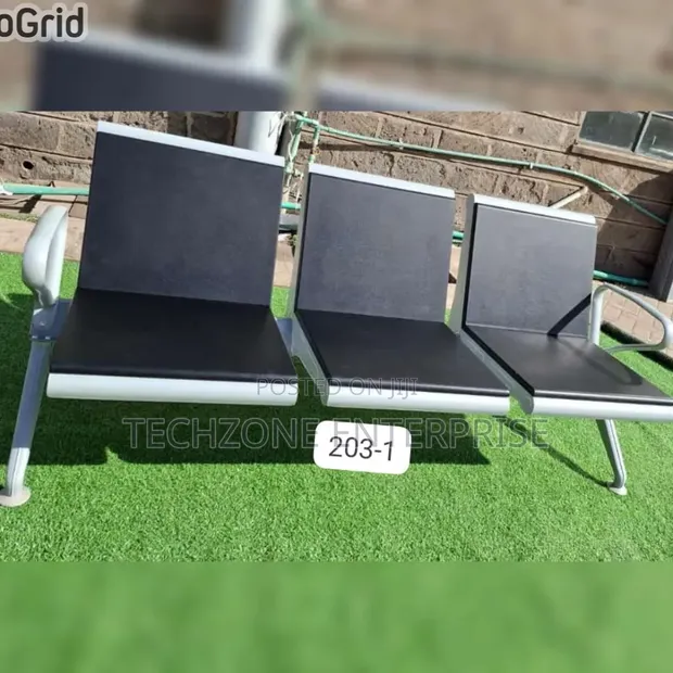 Quality 3-Seater Heavy Duty Padded Bench - 1
