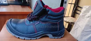 Knicker Safety Boots Size 42