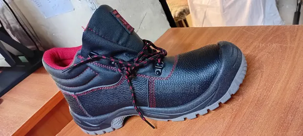 Knicker Safety Boots Size 44 - 1