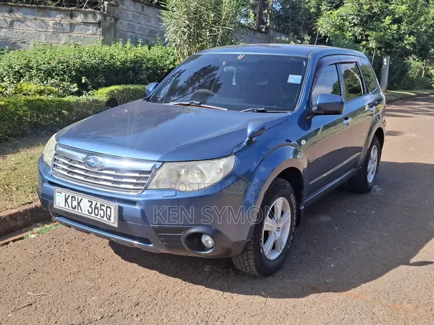 Subaru Forester 2010 Blue - 1