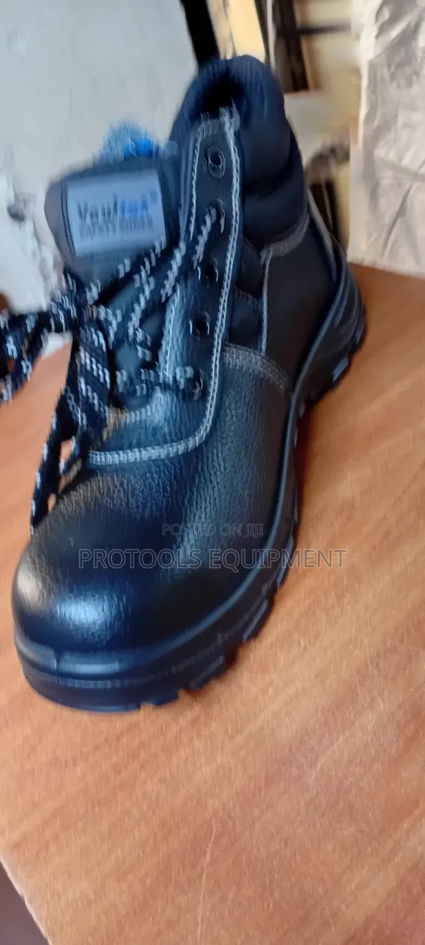 Vaultex Safety Boots Size 37 - 1