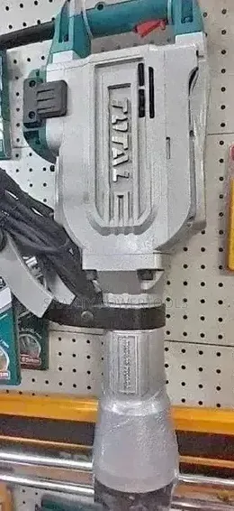 Total Demolition Hammer 17000W
