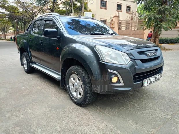 Isuzu D-MAX 2022 Double Cabin 4x4 Diesel - 1