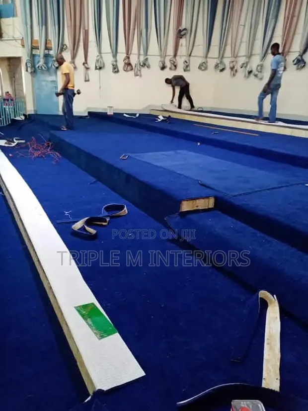 Top Quality 8mm Blue Wall-to-Wall Carpet - 1