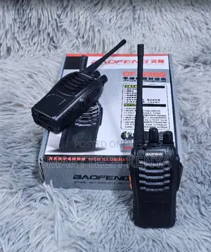 Baofeng BF-888S Walkie Talkie Radio with Earpiece
