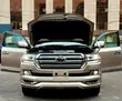 Toyota Land Cruiser 4.6 V8 ZX 2019 Gold - 2