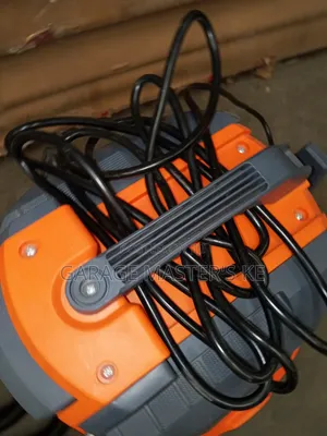 Sunshine Heavy-Duty Wet & Dry Vacuum Cleaner