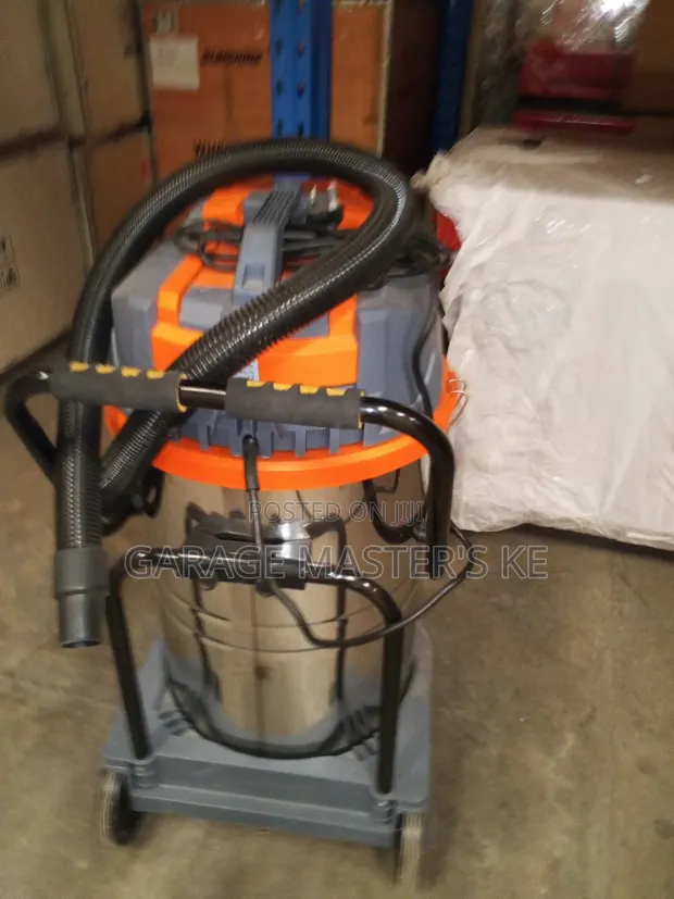 Brand New Sunshine Italy Wet & Dry Vacuum Cleaner - 1