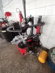 Sunshine STC-768R Heavy-Duty Pneumatic Tyre Changer - 2