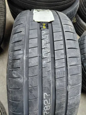 275/45R20 Dunlop Sport Maxx Tires (Brand New)