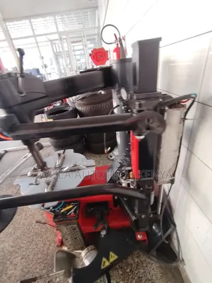 Sunshine STC-768R Heavy-Duty Tyre Changer