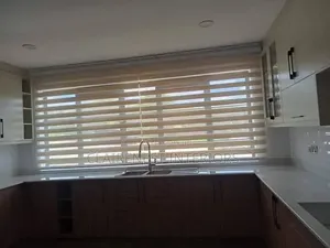 Madirisha ya Ofisi - Blinds na Vitambaa