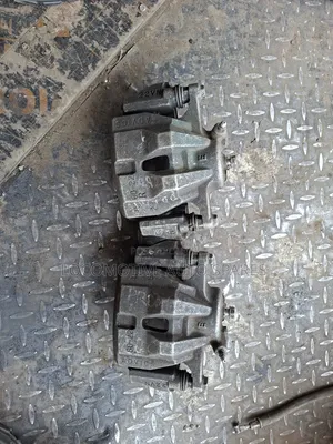 Front Brake Caliper for Toyota Premio/Allion 260
