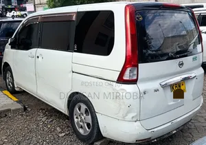 Nissan Serena 2007 - White