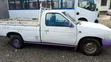 Nissan Pick-Up 2003 White - 5
