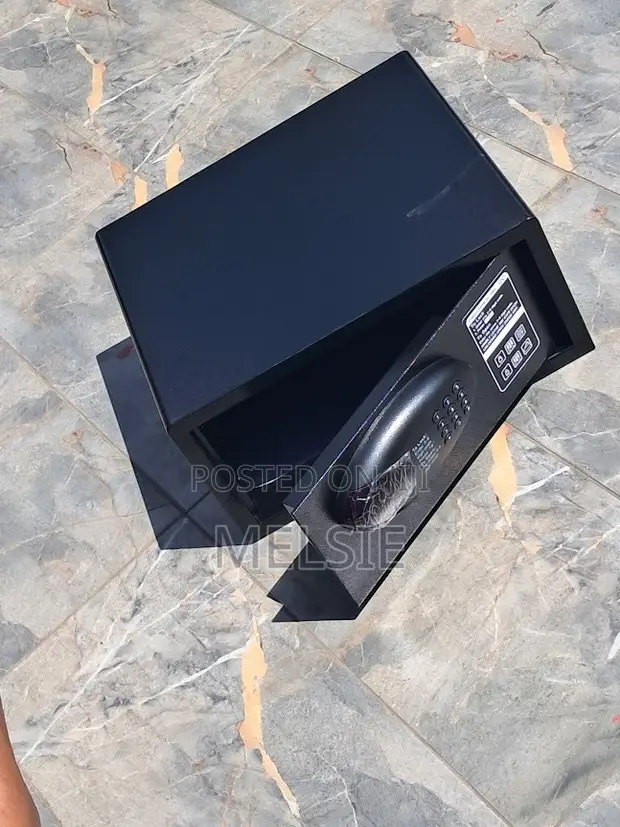 Digital Hotel Safe Box with Electronic Keypad Lock - 1