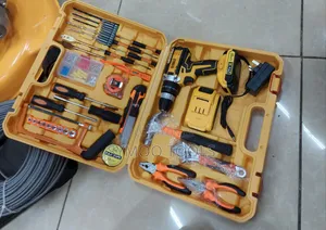 21V Dewalt Rechargeable Drill Set
