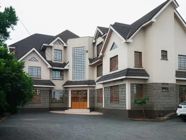 10-Bedroom House for Sale in Twin Leave, Kahawa Sukari - 1