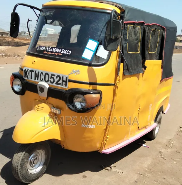 Piaggio Scooter 2020 Yellow - 1