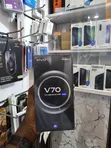 New Vivo V70 256GB Black - 3