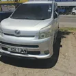 Toyota Voxy 2010 Silver - 2