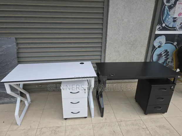 Boss Office Products Meza ya Metali na Pedestali - 1
