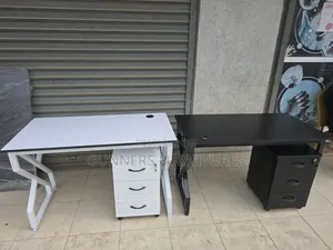 Boss Office Products Meza ya Metali na Pedestali
