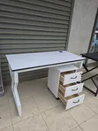 Boss Office Products Combination Desk na Pedestal ya Droo 3 - 1