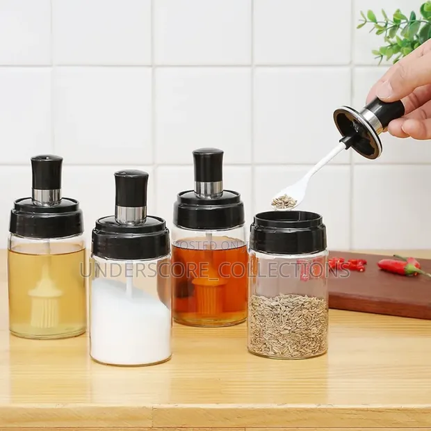 Seasoning Jar with Spoon (250ml) - 1