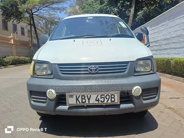 Toyota TownAce 2007 Off White - 1