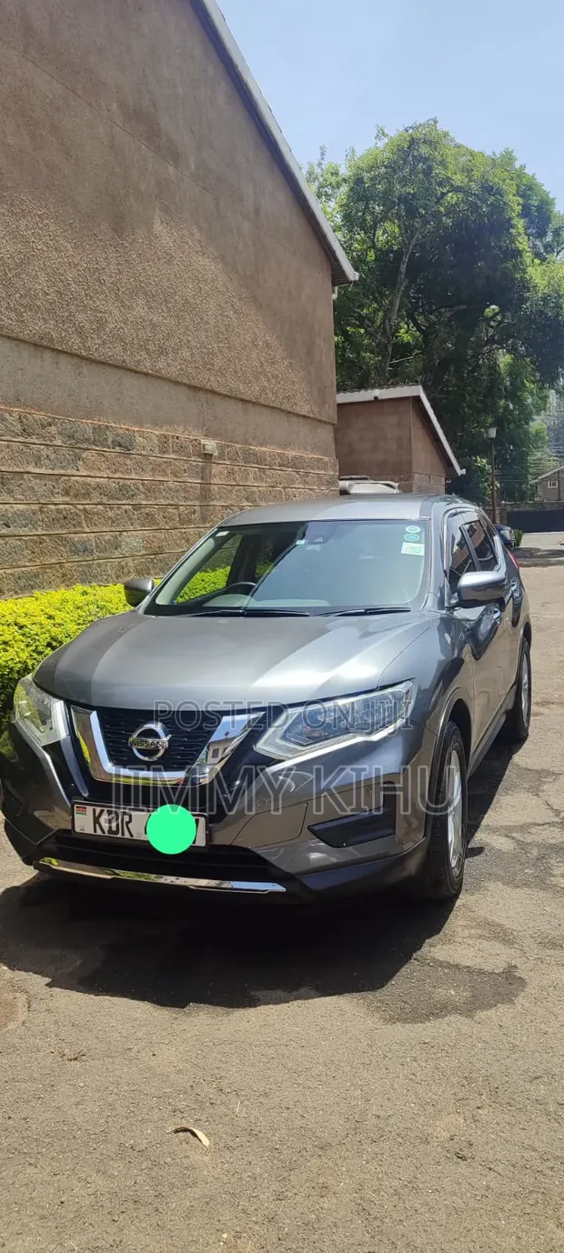 Nissan X-Trail 2018 Gray - 1