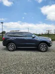Ford Everest XLT 2021 Gray - 4