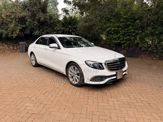 Mercedes-Benz E400 2016 Nyeupe - 1