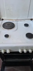 Used Von Electric Cooker 4 Burner with Oven - 2