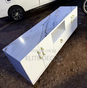 Executive Box TV Stand yenye Marble Top