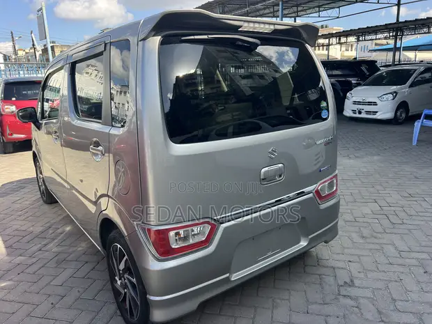 Suzuki Wagon R 2019 Gray - 1