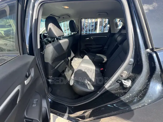 Honda Fit Hybrid 2019 Black - 1