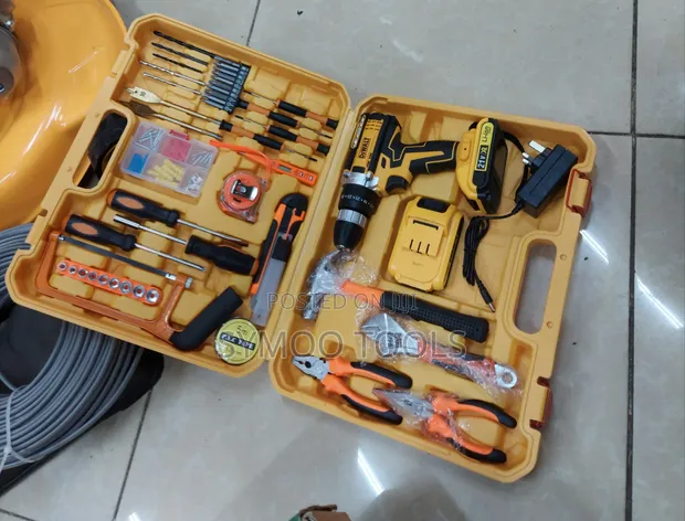 Brand New Dewalt Cordless Drill Tool Kit - 1