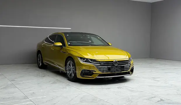 Volkswagen Arteon 2.0T SEL FWD 2019 Yellow - 1