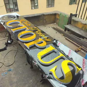2D and 3D Signage Services