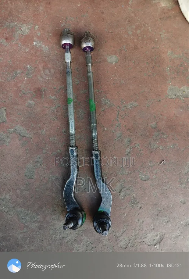 Toyota Rush Tie Rods (Used) - 1