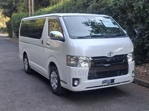 Toyota HiAce Super GL 2019