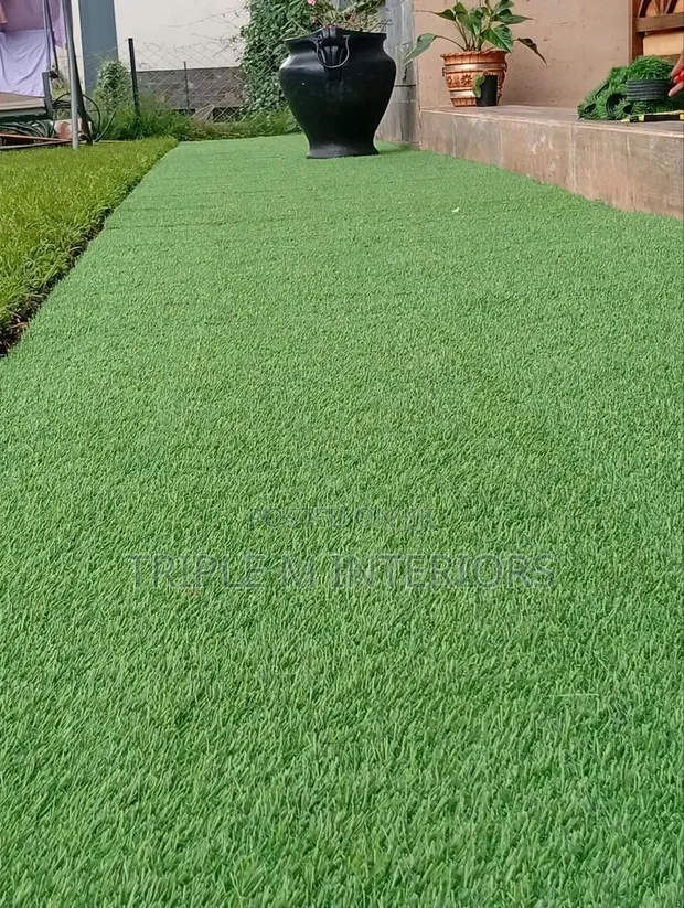 Maintenance-Free Synthetic Grass Carpet - 1