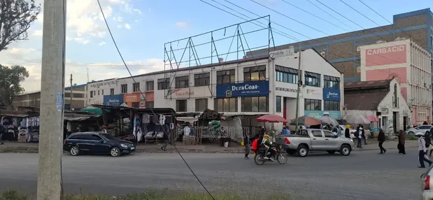 Ghorofa ya Biashara (Warehouse) kwa Uuzaji, 0.17ac Mtaa wa Bunyala - 1