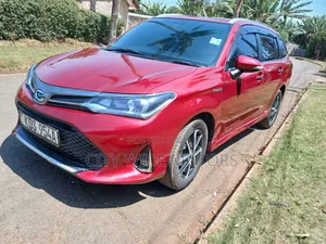 Toyota Corolla Fielder 1.5 Hybrid FWD 2019 Red