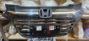 Honda Vezel Grill (Used)
