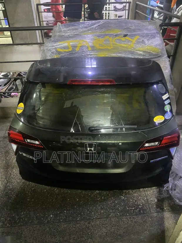 Honda Vezel Boot 2015 Hybrid - 1